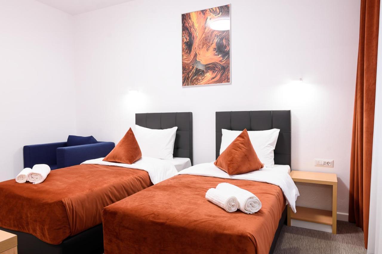 Hotel Urban Baia Mare Exterior photo